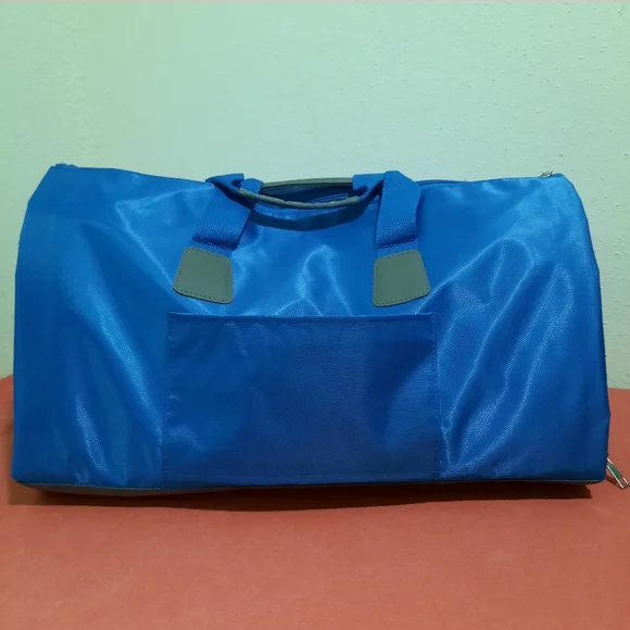 VACAYA blue garment bag